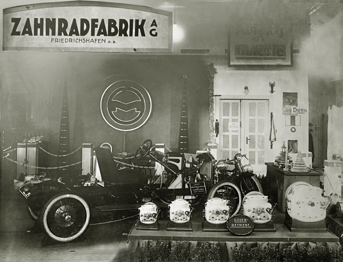 08-1 B00286 ZF Ausstellung mit Sodengetriebe 1924